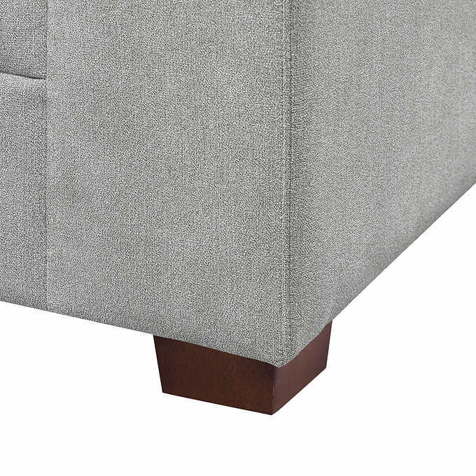 2026 Thomasville Tisdale Fabric Sectional with Storage Ottoman