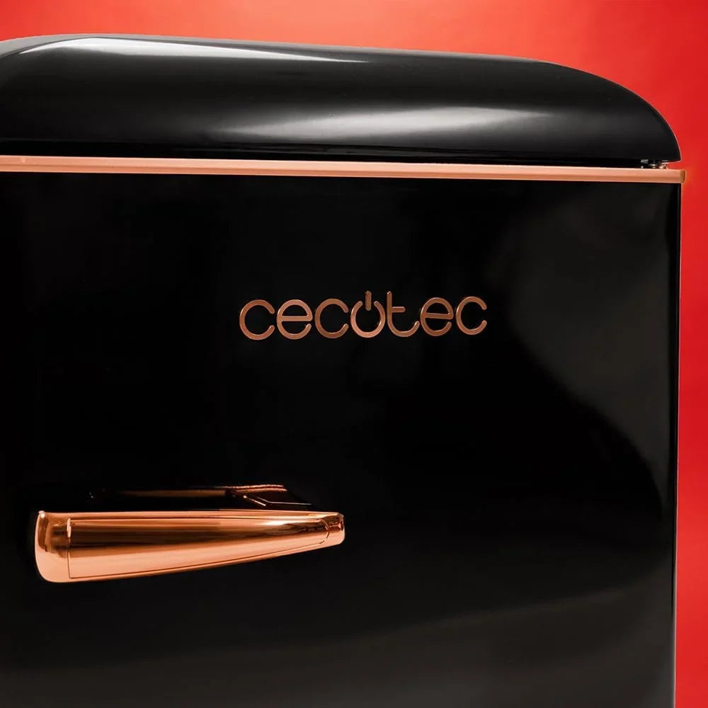 2026 Cecotec Nevera Pequeña Frigorífico 2 Puertas Retro 86L Bolero CoolMarket 2D Origin 86 Black E. 89,3cm de Alto y 48,7cm de Ancho, Clase Energética E, Icebox, Luz Interior y Tirador Cromado, Negro