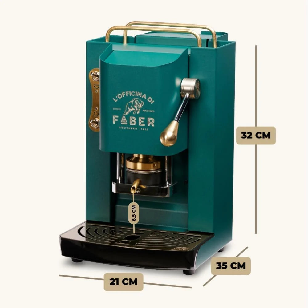 Cafetera Faber PRO Total Deluxe 2026, fabricada en latón, con papel ESE de 44 mm y capacidad de 1,3 litros (blanca).