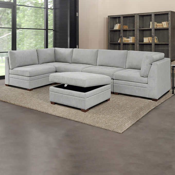 2026 Thomasville Tisdale Fabric Sectional with Storage Ottoman