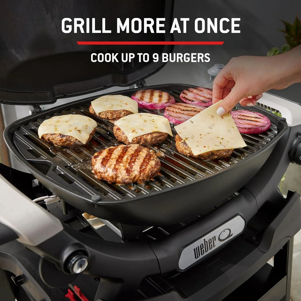 Parrilla de gas Weber Q 1200N 2026 con mesas laterales/Parrilla ligera para camping, patios y balcones con quemador de alto rendimiento, rejillas de hierro fundido esmaltadas en porcelana y encendido electrónico, color negro medianoche.