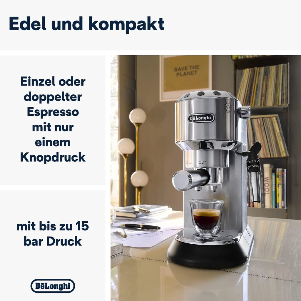 Cafetera espresso De'Longhi Dedica Style EC 685.M de 2026 con portafiltro, espumador de leche profesional, solo 15 cm de ancho, para café molido o cápsulas ESE, depósito de agua de 1 l, color plata.