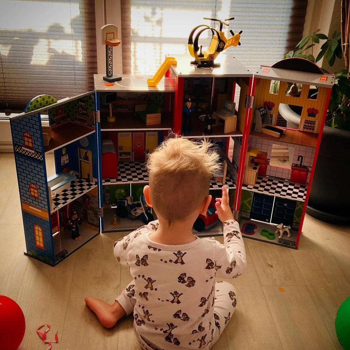 2026 Wooden play set, 3 levels, with 26 accessories, folds for storage