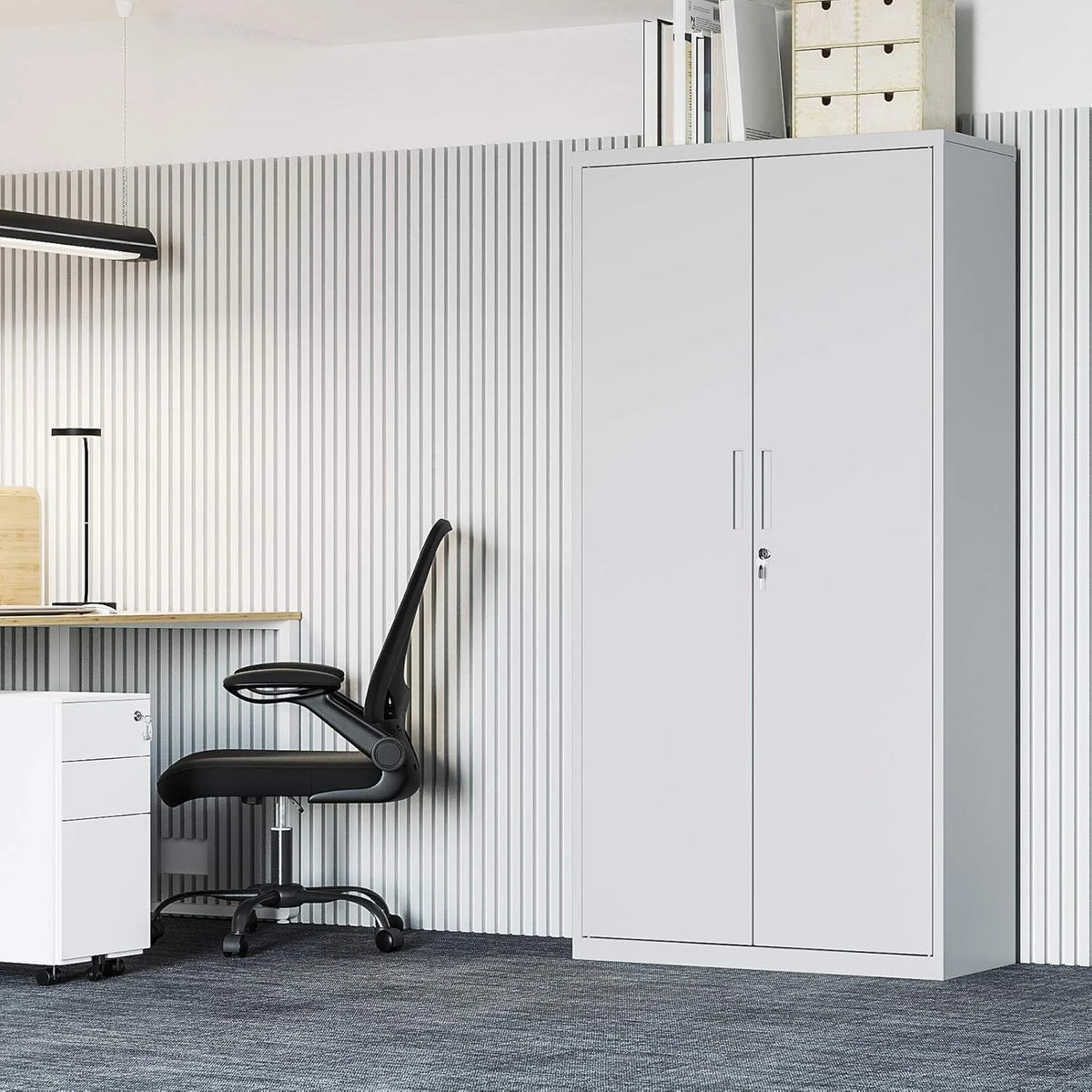 Archivador SONGMICS 2026, armario multiusos, armario de almacenamiento de acero, 5 niveles, puertas dobles, cerradura, armario para herramientas, estantes ajustables, garaje, oficina, sala de estar, gris OMC015G01