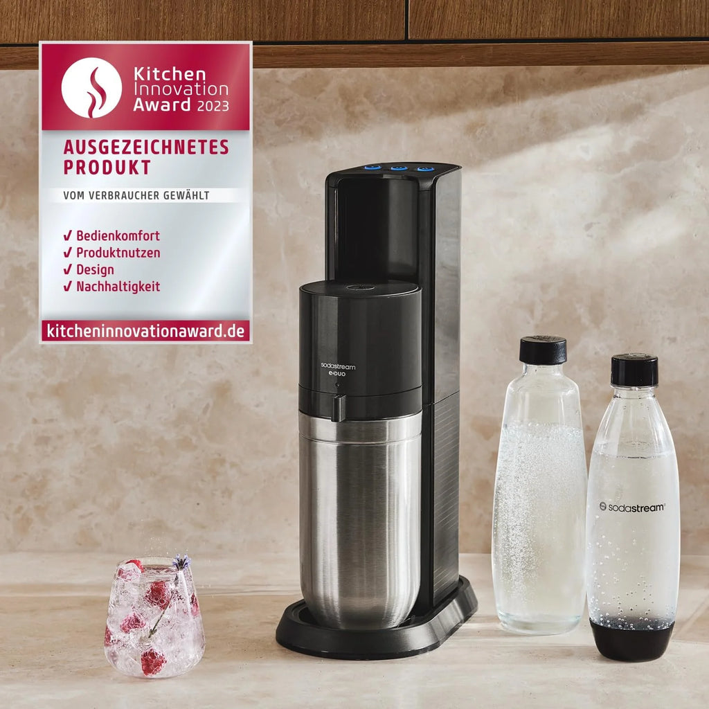 Máquina eléctrica para hacer agua con gas SodaStream E – DUO 2026 con cilindro de CO2 de conexión rápida | Incluye 1 botella de vidrio de 1 L y 2 botellas de plástico FUSE de 1 L (aptas para lavavajillas) | Color: Titanio