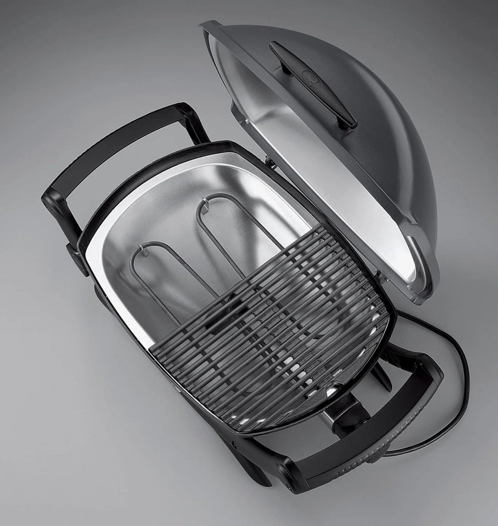 Parrilla eléctrica Weber Q2400 de 2026 con soporte y mesas laterales, superficie de cocción de 54 x 39 cm, portátil, rejilla de cocción de hierro fundido esmaltado en porcelana de 2 piezas, tapa y carcasa de aluminio fundido – Gris oscuro (55020879)