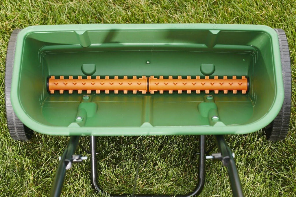 2026 Scotts Turf Builder Classic Drop Spreader
