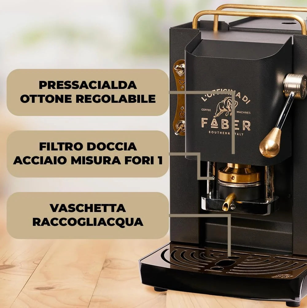 Cafetera Faber PRO Total Deluxe 2026, fabricada en latón, con papel ESE de 44 mm y capacidad de 1,3 litros (blanca).