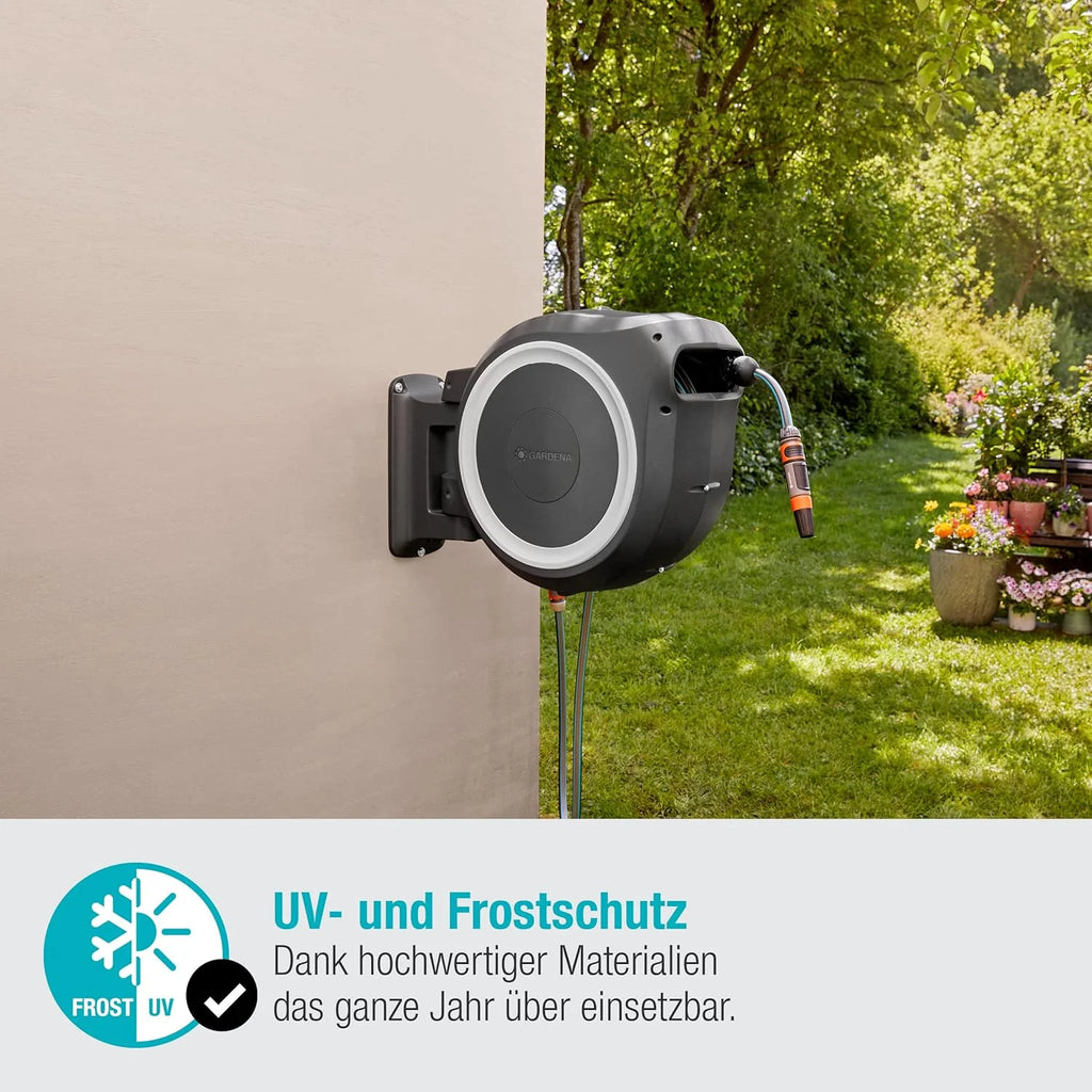 Caja enrollable para manguera Gardena de pared 2026 M/L (blanca) 25 m: riego flexible para jardines medianos y grandes, caja para manguera giratoria, incluye manguera Gardena de calidad de 25 m y accesorio de montaje (18622 – 20).