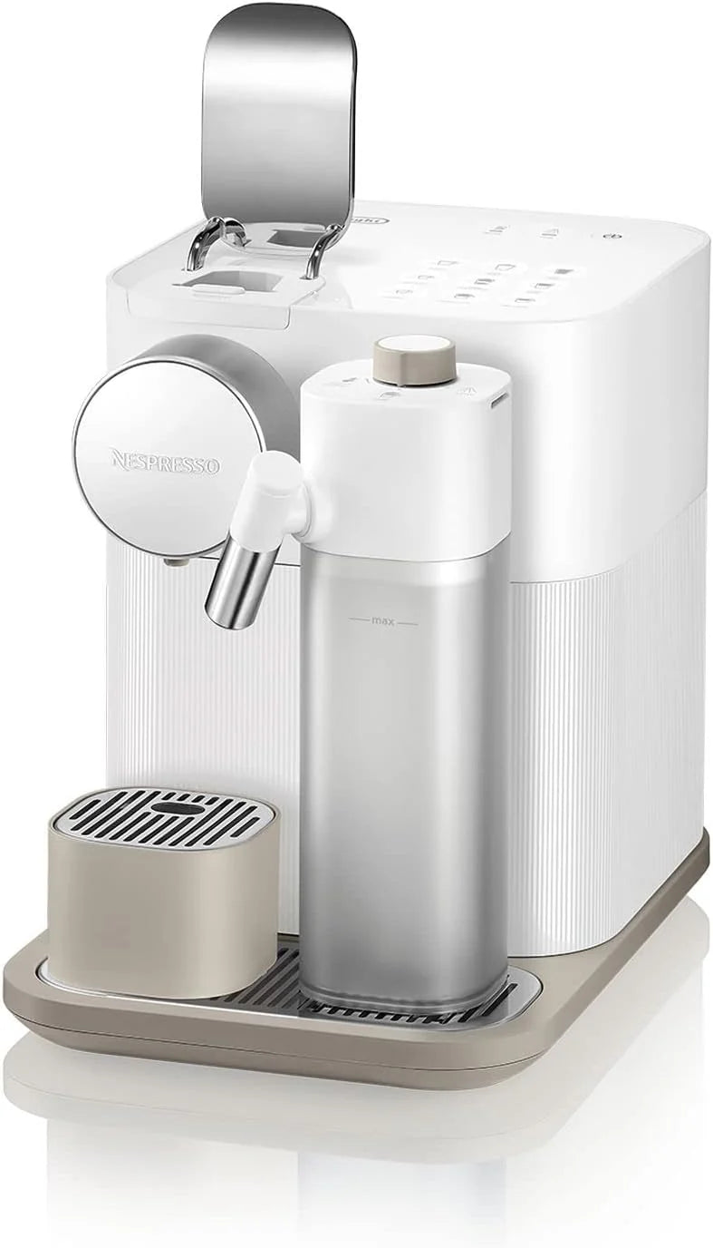 Cafetera de cápsulas Nespresso De'Longhi EN640.W Gran Lattissima de 2026 con sistema automático de leche, presión de 19 bares, 1400 W, color blanco.