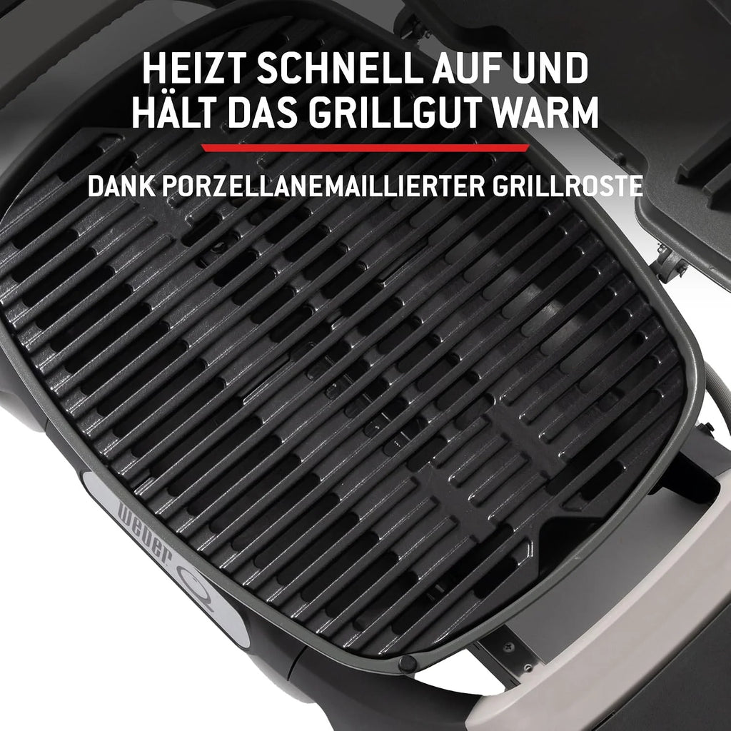 Parrilla de gas portátil Weber Q 1100N 2026, ligera, ideal para acampar, patios y balcones. Cuenta con quemador de alto rendimiento, rejillas de hierro fundido esmaltado y encendido electrónico. Color negro medianoche.