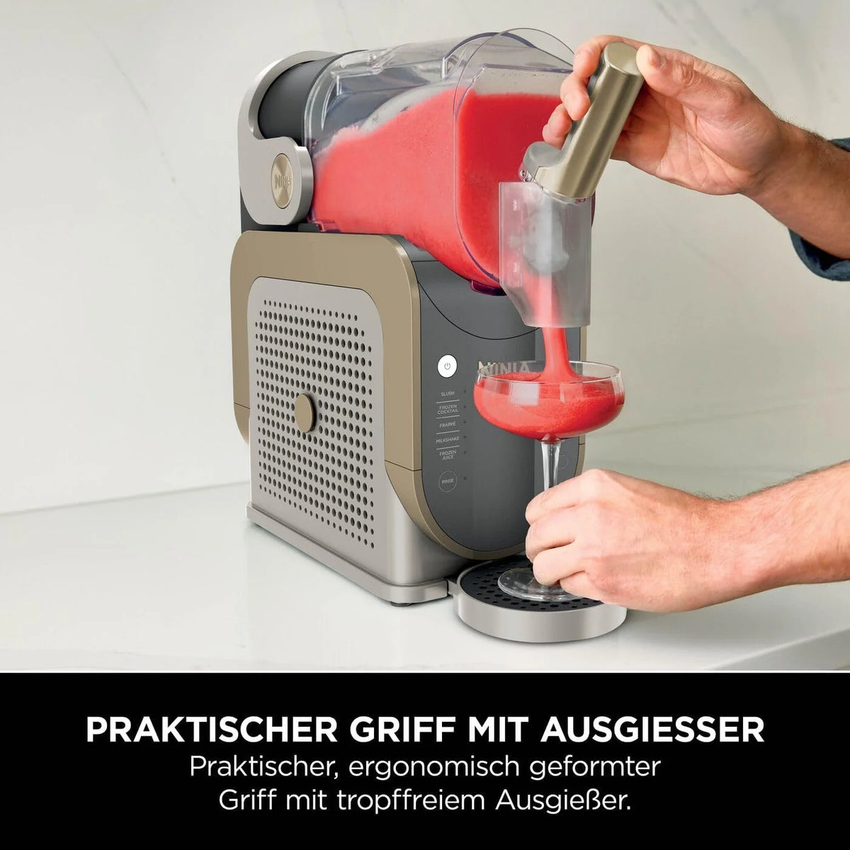 Máquina Ninja SLUSHi 2026 para granizados, cócteles helados, frappés, batidos y zumos congelados, no requiere hielo ni preparación, tecnología WhisperChill, capacidad de 1,9 L, color oro piedra, FS301EUSTGD