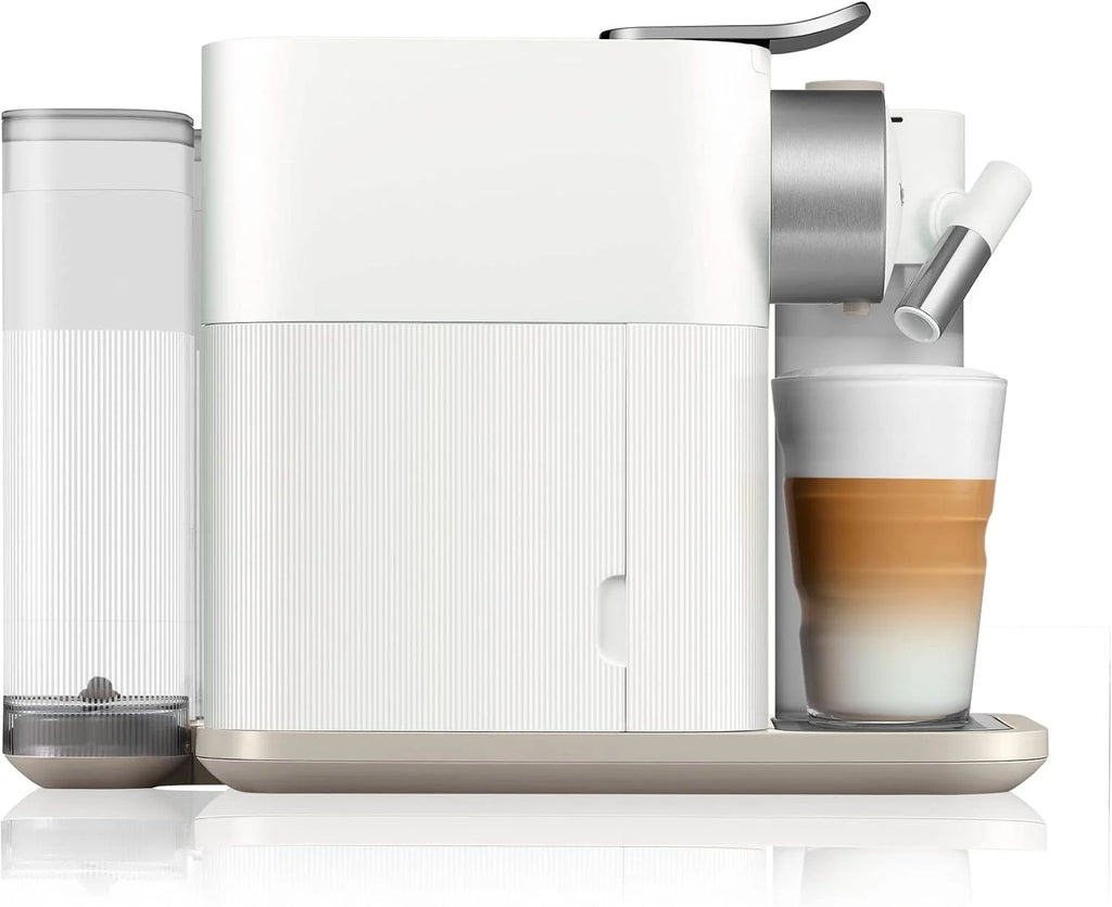 Cafetera de cápsulas Nespresso De'Longhi EN640.W Gran Lattissima de 2026 con sistema automático de leche, presión de 19 bares, 1400 W, color blanco.