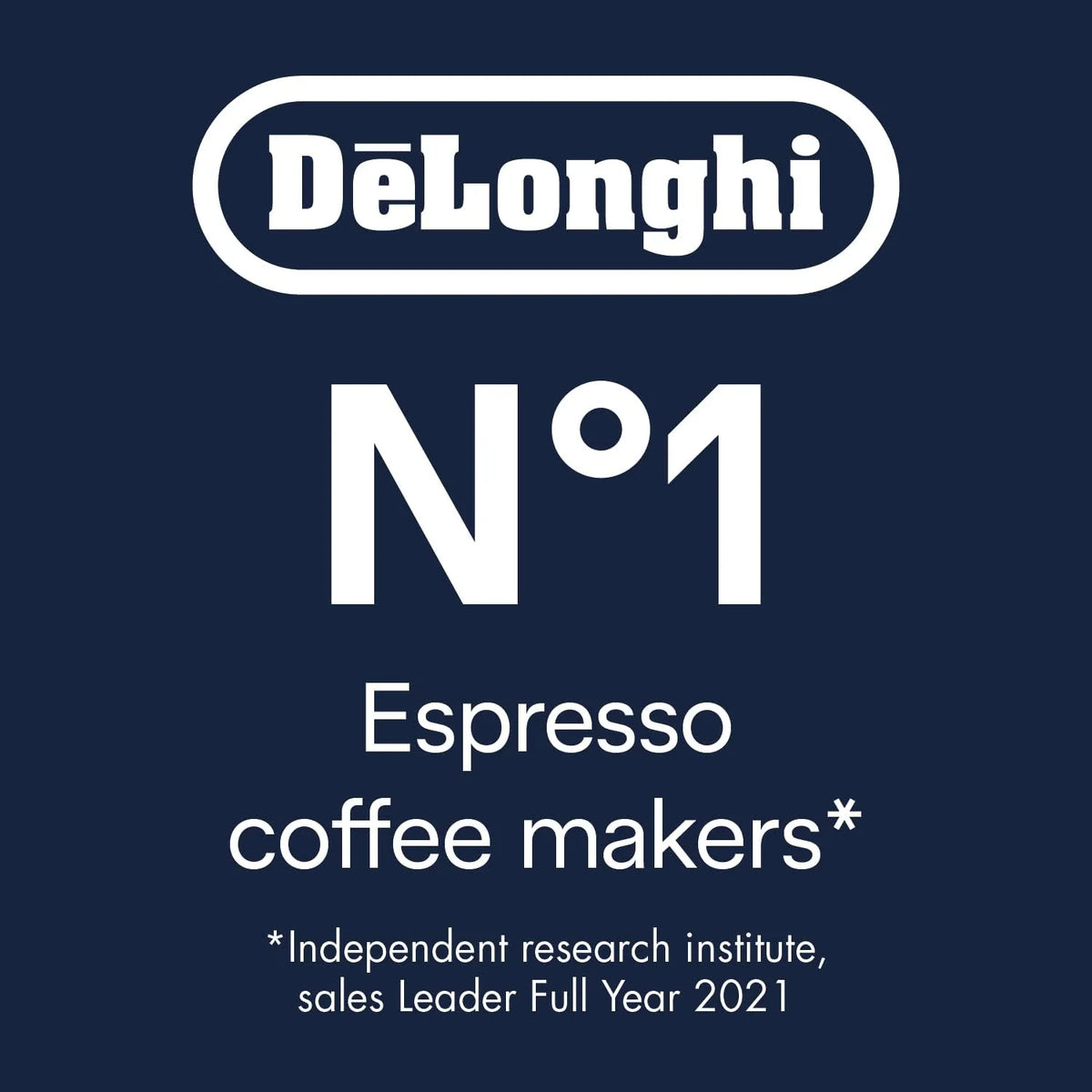 Cafetera espresso De'Longhi Dedica Style EC 685.M de 2026 con portafiltro, espumador de leche profesional, solo 15 cm de ancho, para café molido o cápsulas ESE, depósito de agua de 1 l, color plata.