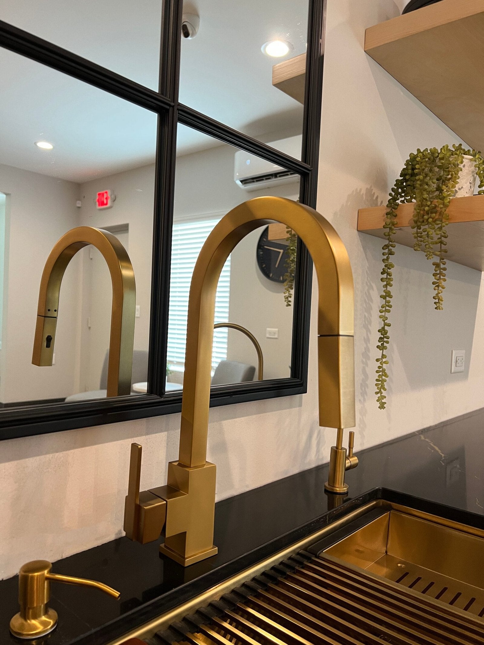 Modern Kitchen Faucet