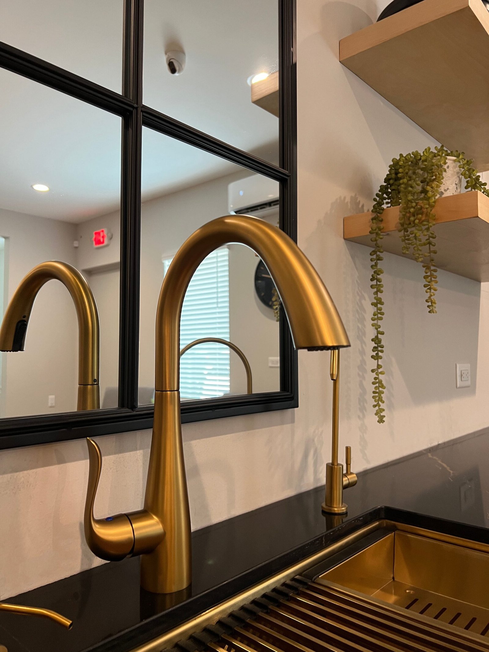 Wall Mount Bathroom Faucet